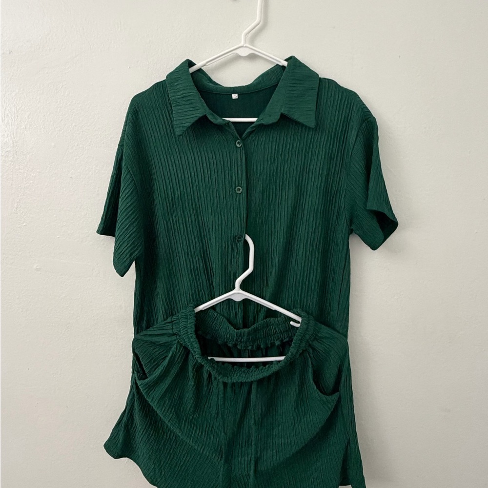 Elegant Forest Green Button Down Shirt